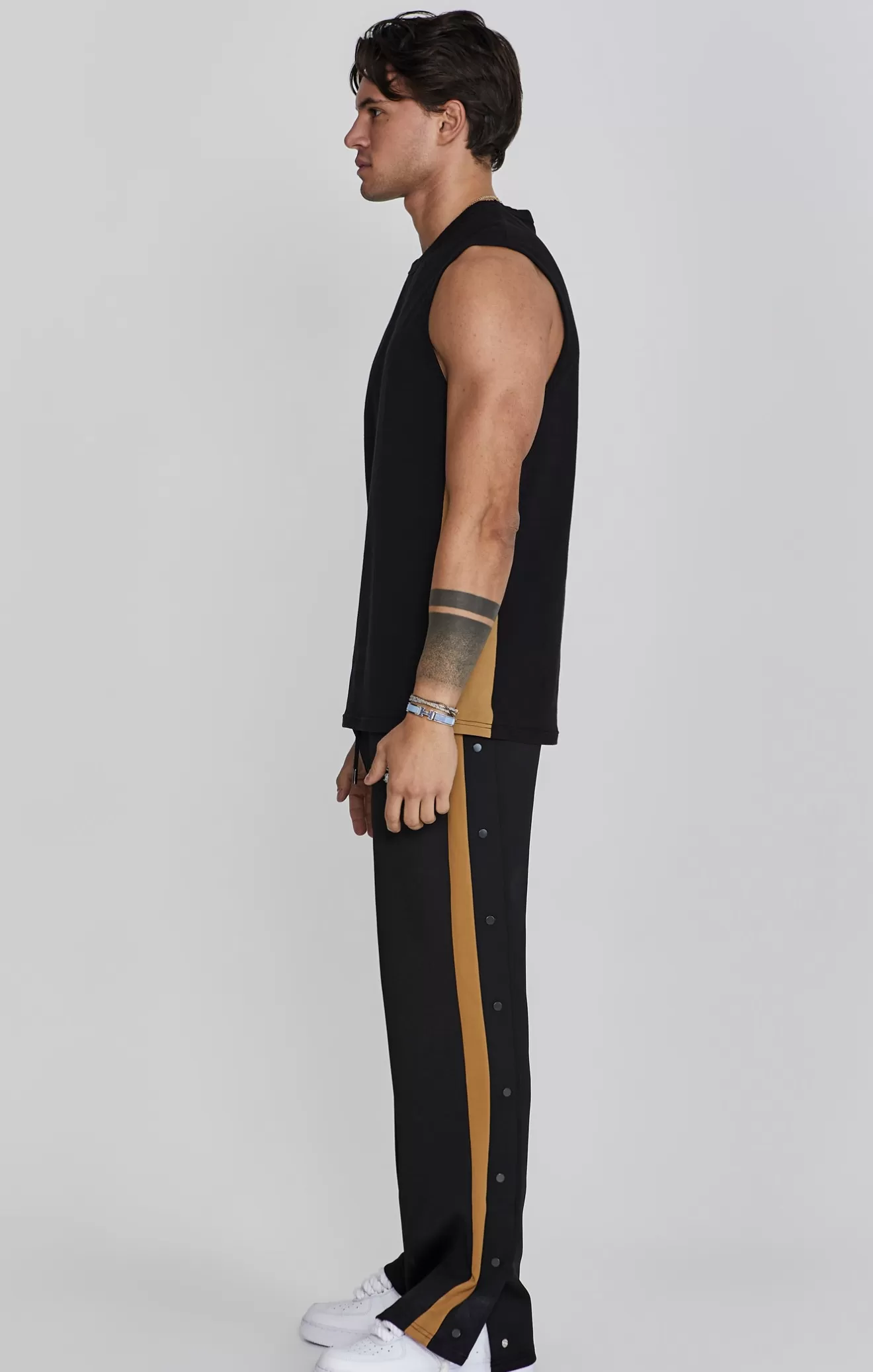 SikSilk Vests^Black Relaxed Fit Vest