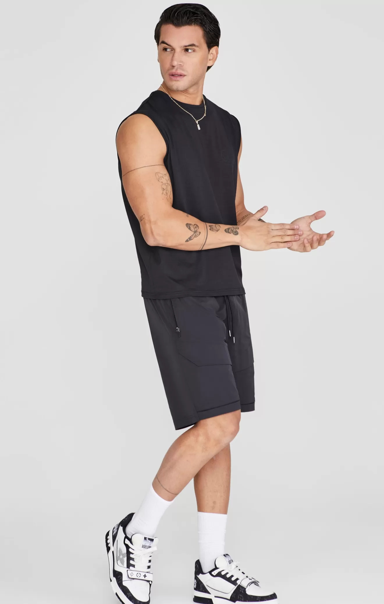 SikSilk Vests^Black Relaxed Logo Vest