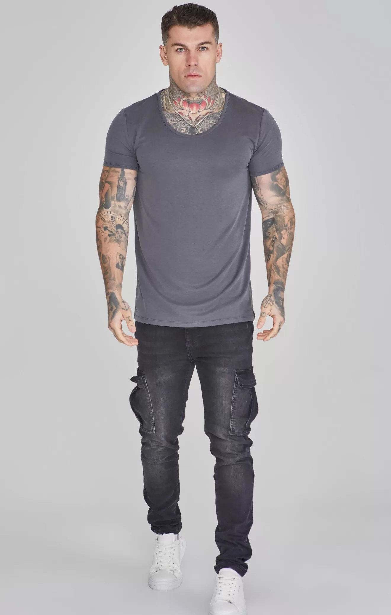 SikSilk T-Shirts^Grey Muscle Fit T-Shirt